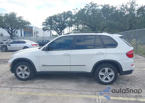 2013 BMW X5 xDrive35I/xDrive35I Premium/xDrive35I Sport Activity from USA, damaged, VIN 5UXZV4C51D0E07341